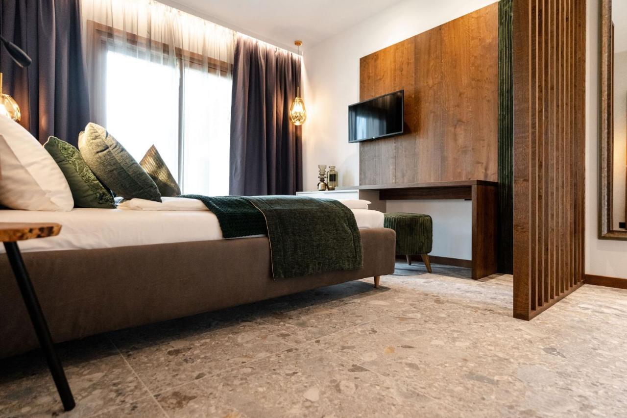 Sibenbras Natural Aparthotel Limone sul Garda Esterno foto